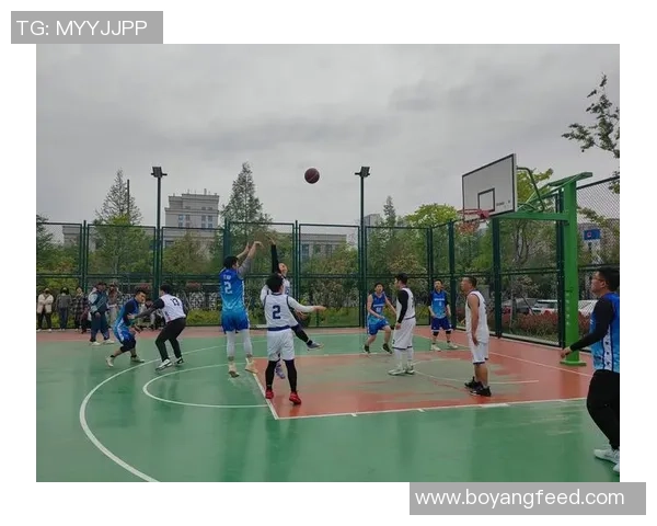 西安篮球队奋勇拼搏的辉煌历程与锦标赛的精彩瞬间回顾